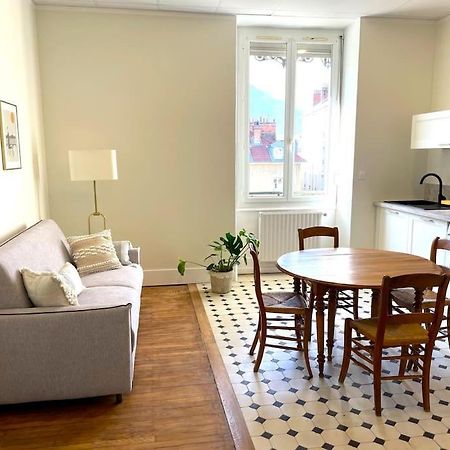 Appartement Entierement Renove Proche Gare Grenoble Bagian luar foto