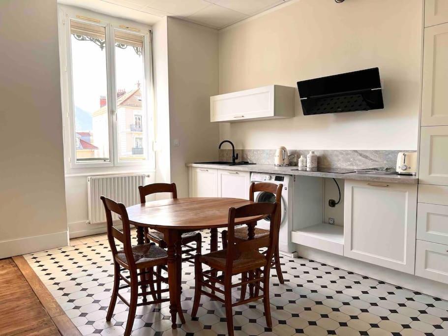 Appartement Entierement Renove Proche Gare Grenoble Bagian luar foto